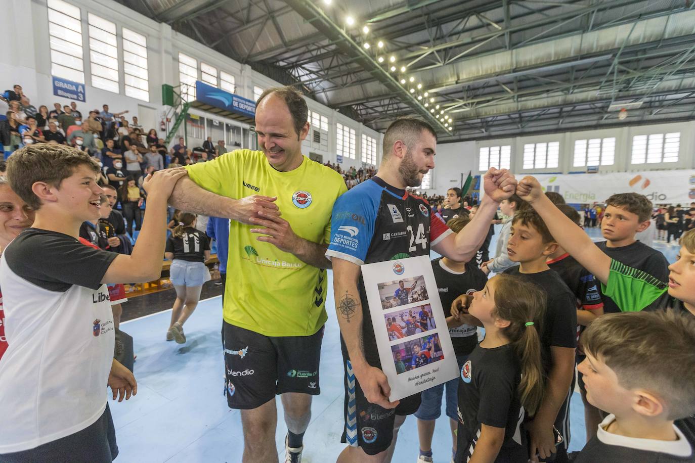 Fotos: Las mejores imágenes del partido con el que el Banco Unicaja consigue la permanencia