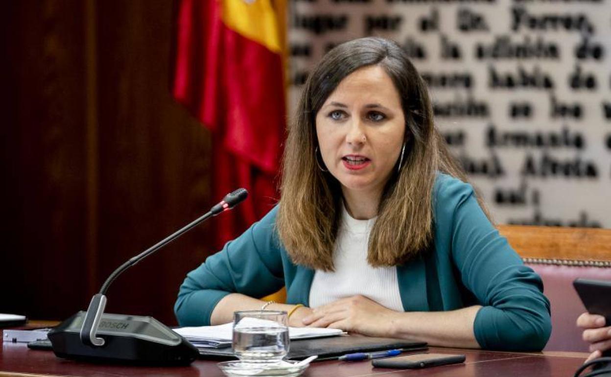 La ministra de Derechos Sociales, Ione Belarra, este jueves en el Senado.