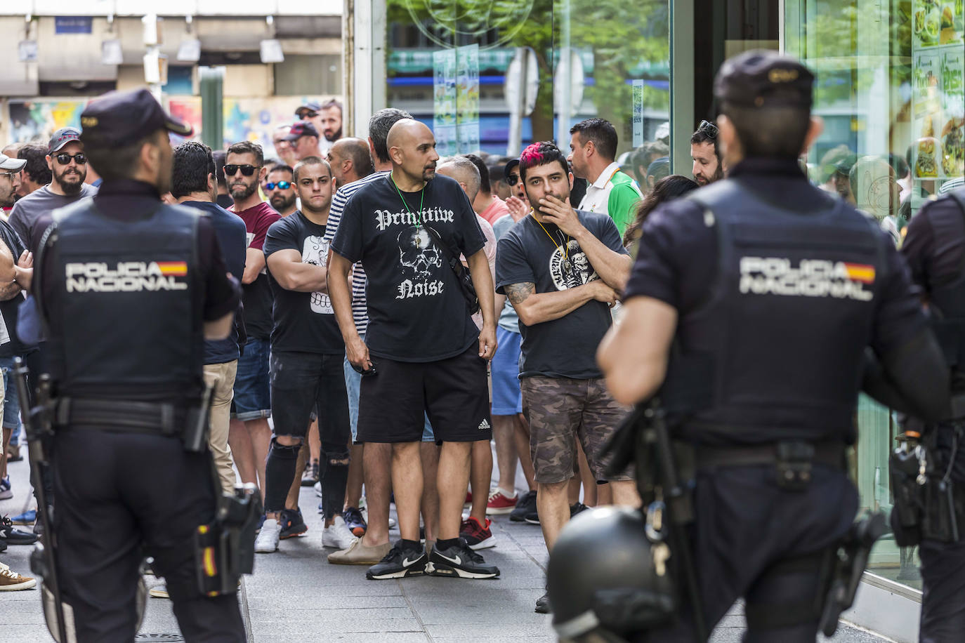 Fotos: Negociación en el Orecla en el decimoquinto día de huelga del metal