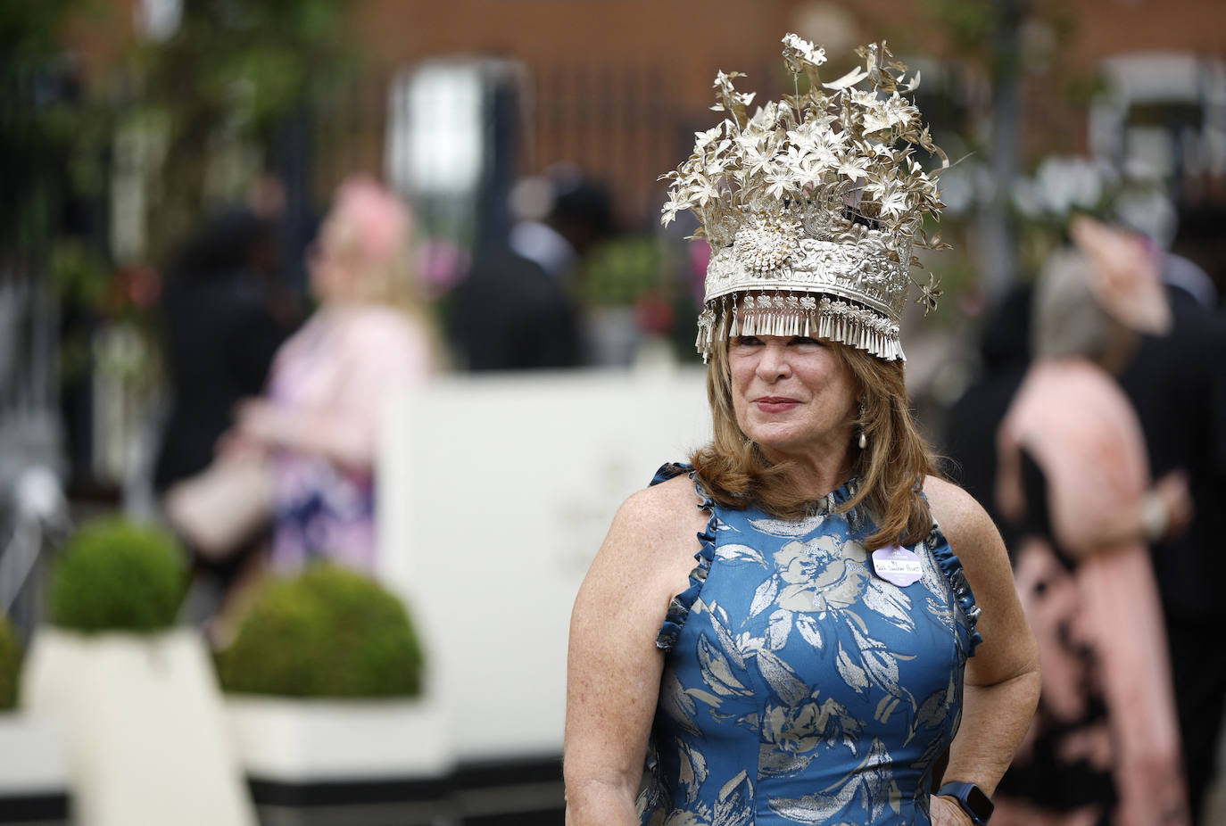 Las carreras de caballos más prestigiosas de Reino Unido han vuelto a convertirse en toda una pasarela de tocados de lo más originales