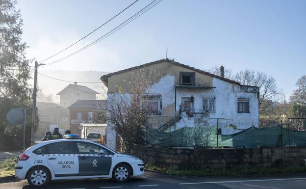 La Guardia Civil impone sanciones disciplinarias a los tres agentes que intervinieron en el doble crimen de Liaño