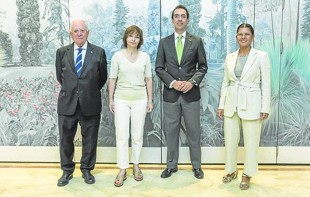 Enrique Cuartas, Mariano Linares, Gema Igual, Ignacio Marco-Gardoqui, Ana Belén Álvarez, Javier García Esperanza, Ignacio Pérez e Íñigo Noriega.