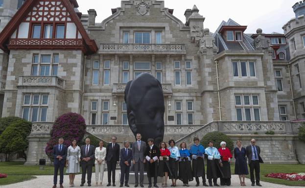 Felipe VI: «La UIMP es necesaria como espacio de reflexión en este momento de cambios»