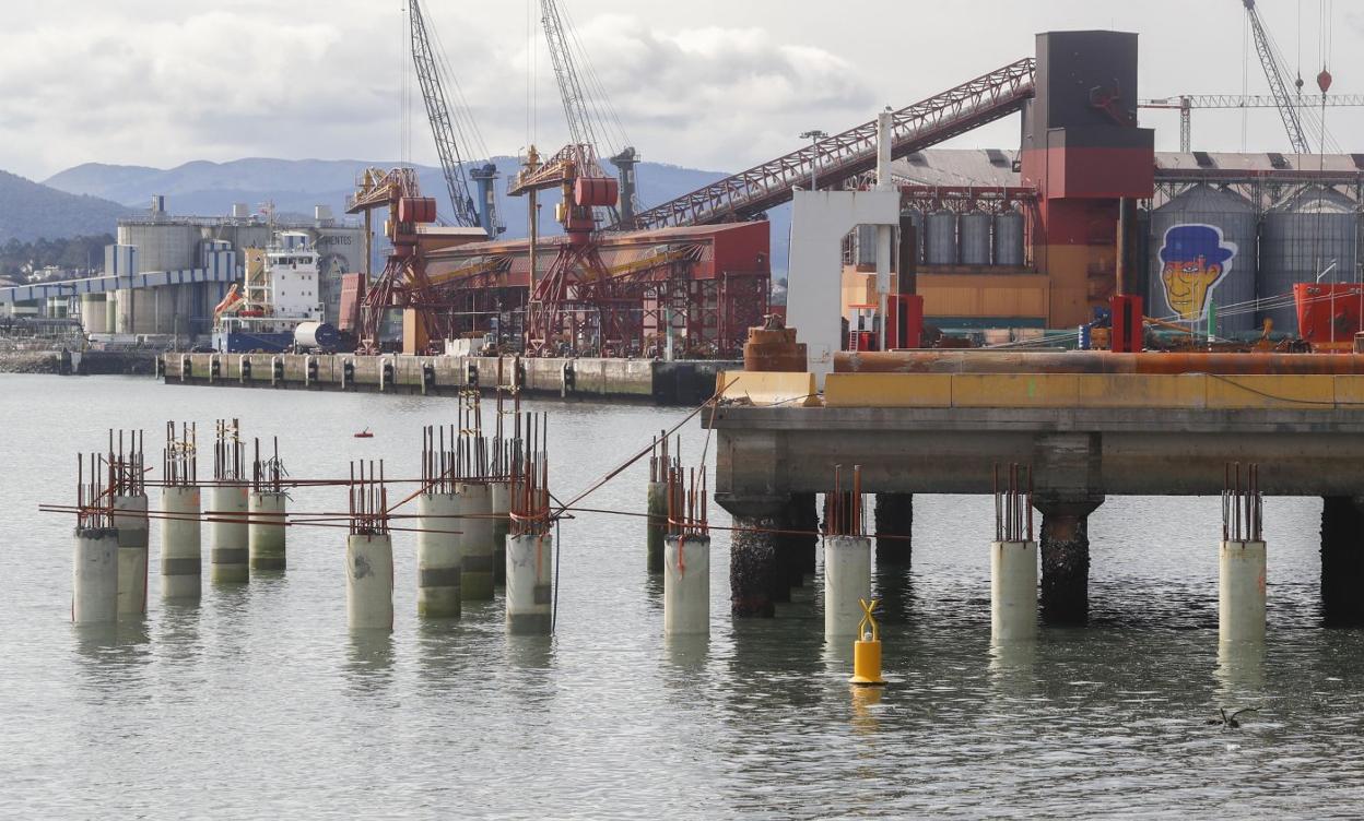 Terminal de Graneles Agroalimentarios en el Puerto De Raos. 