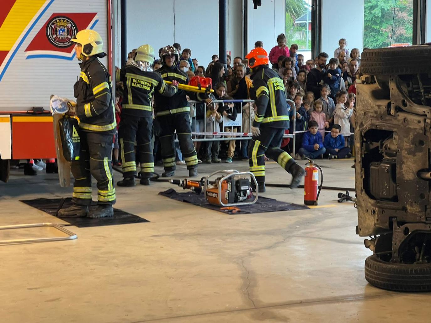 Fotos: Los bomberos de Santander muestran su trabajo