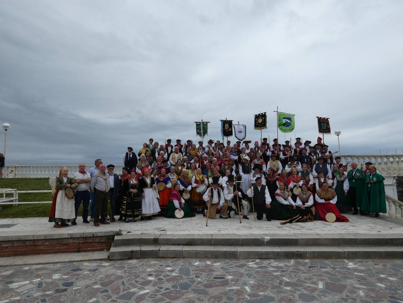 Fotos: Pasarela del traje montañés