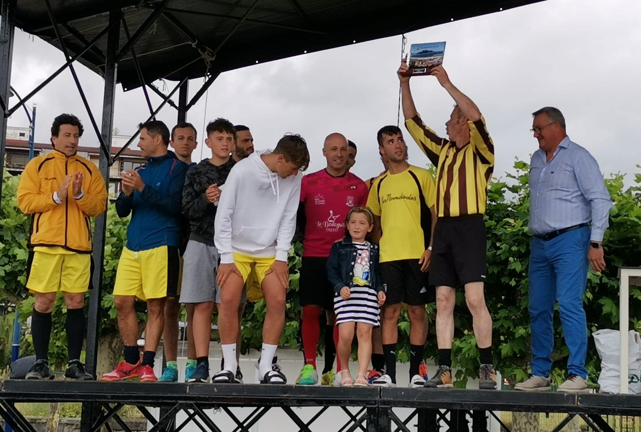 Fotos: Imágenes del Torneo de Fútbol Playa Memorial Miguel Ángel Hoya, en la Salvé