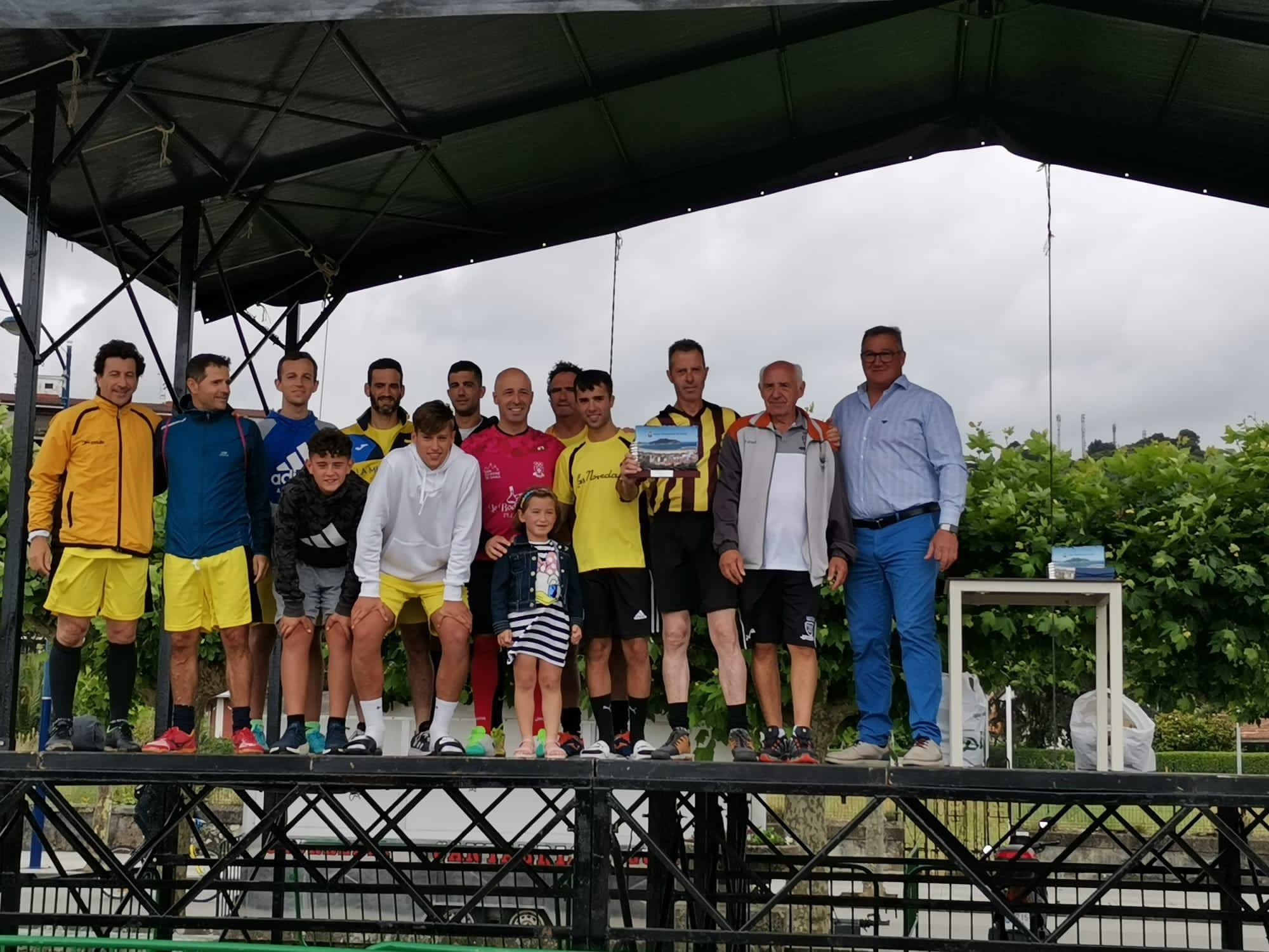 Fotos: Imágenes del Torneo de Fútbol Playa Memorial Miguel Ángel Hoya, en la Salvé