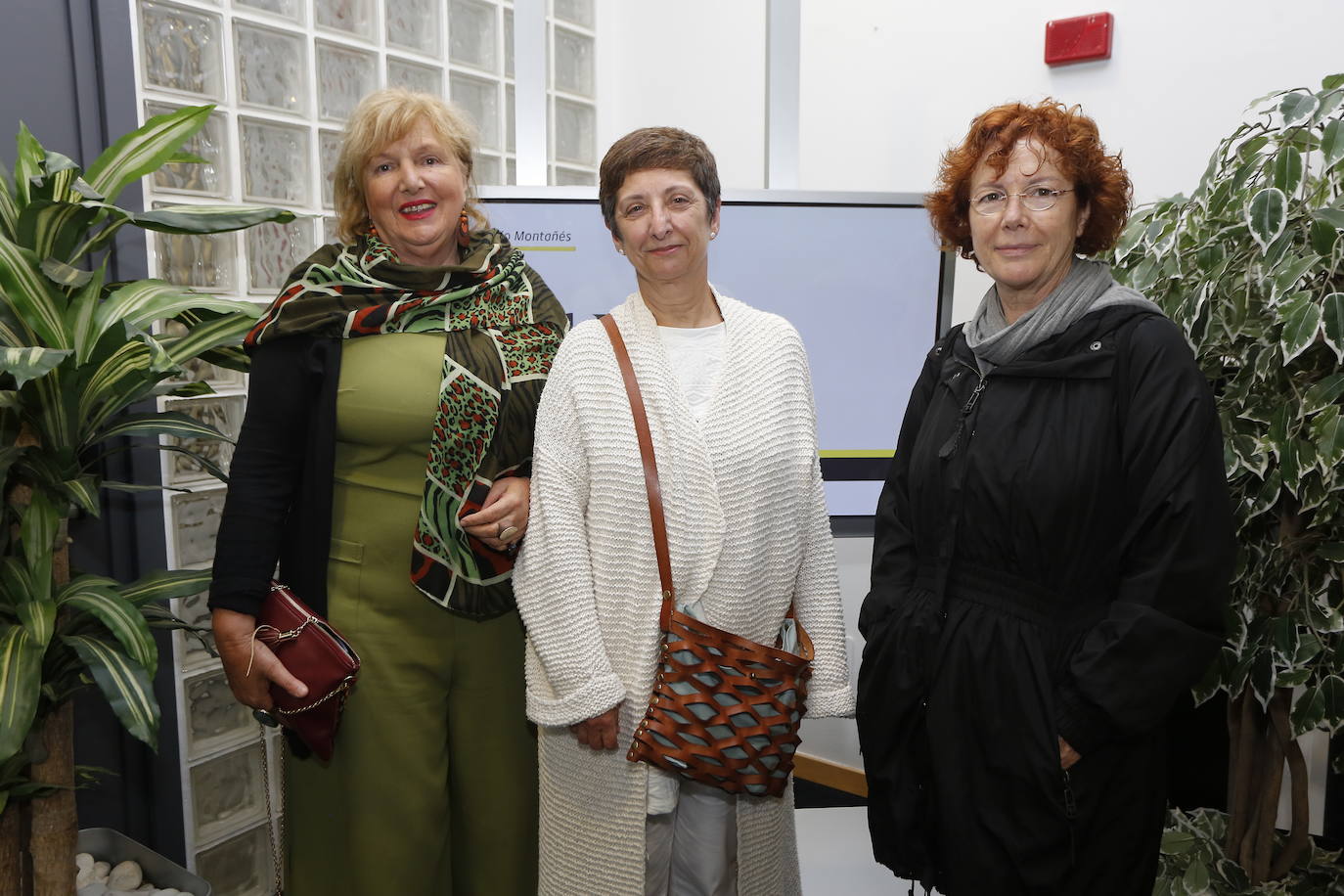 Consuelo Blanco (izquierda), Paquita Gómez y Carmen Narváez.