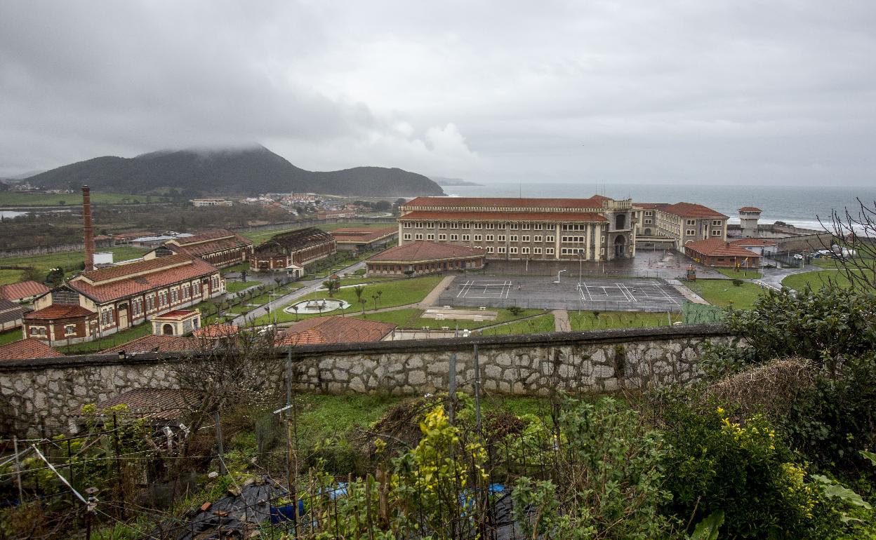 Centro Penitenciario El Dueso, en Santoña.