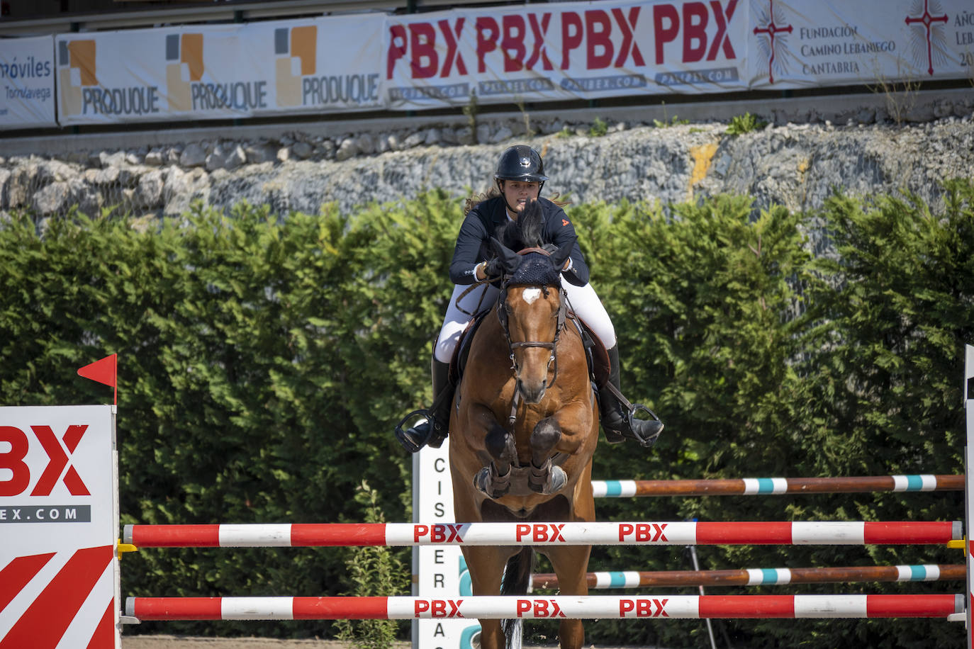 Fotos: Imágenes de la segunda jornada del Concurso de Saltos Internacional de Heras