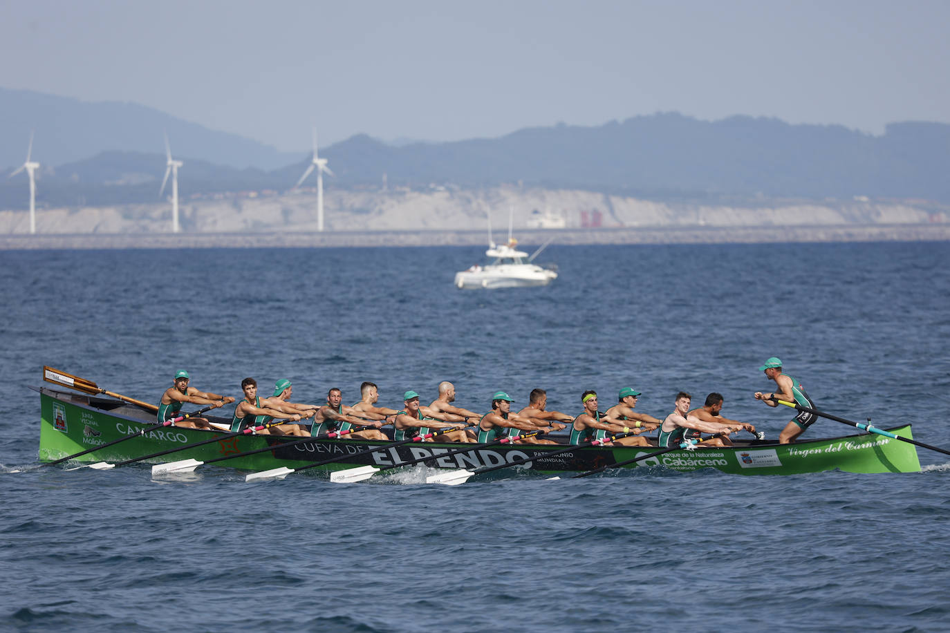 Fotos: Primera regata en 2022 de la ARC 1 en Cantabria