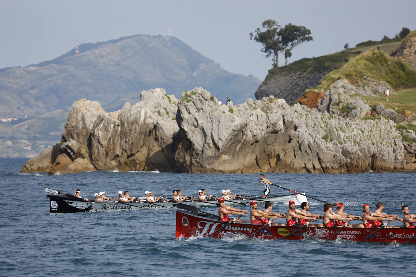 Fotos: Primera regata en 2022 de la ARC 1 en Cantabria