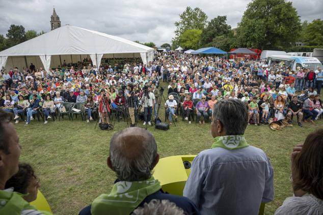 La fiesta en Latas congregó numeroso público.