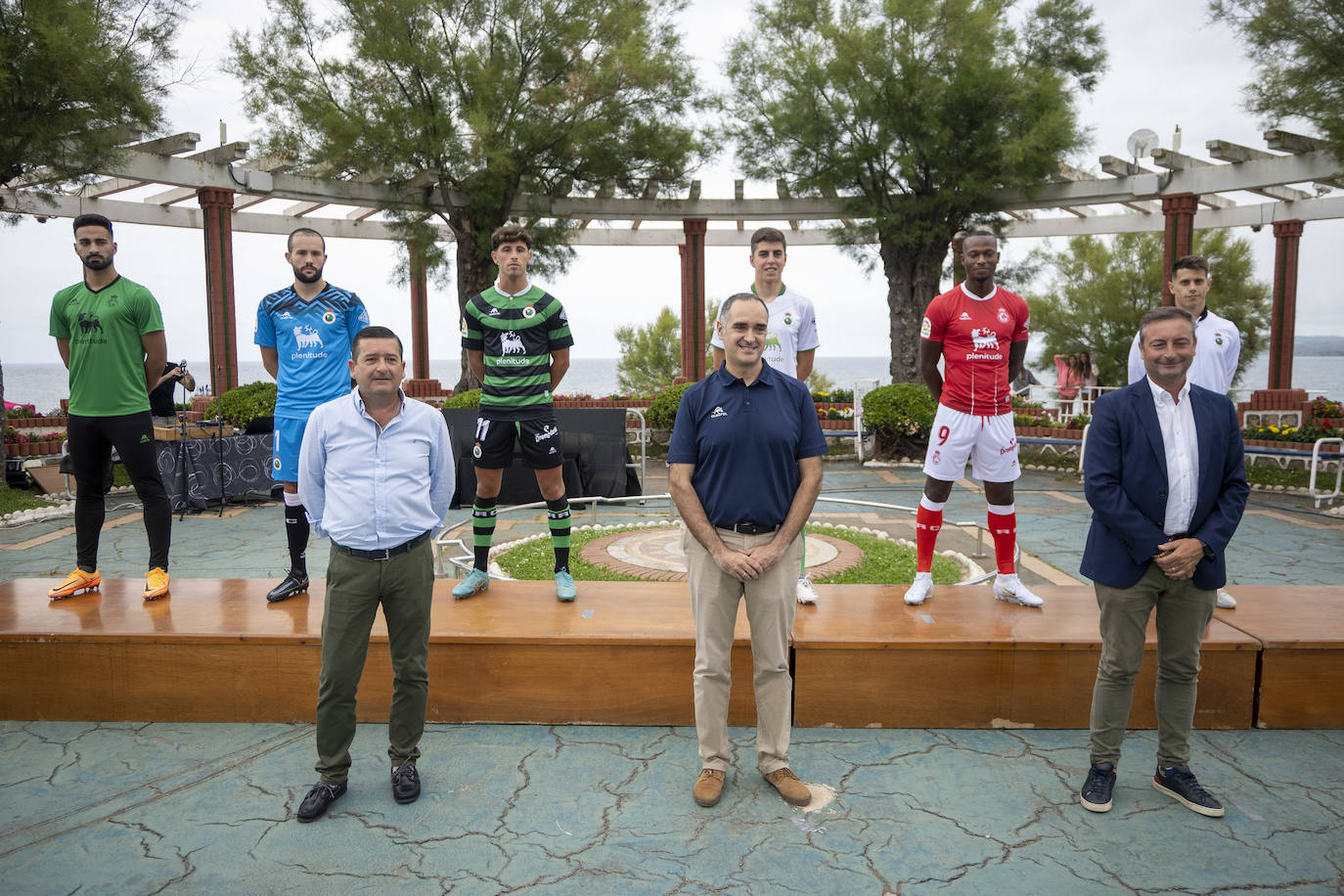 Fotos: Así son las nuevas equipaciones del Racing