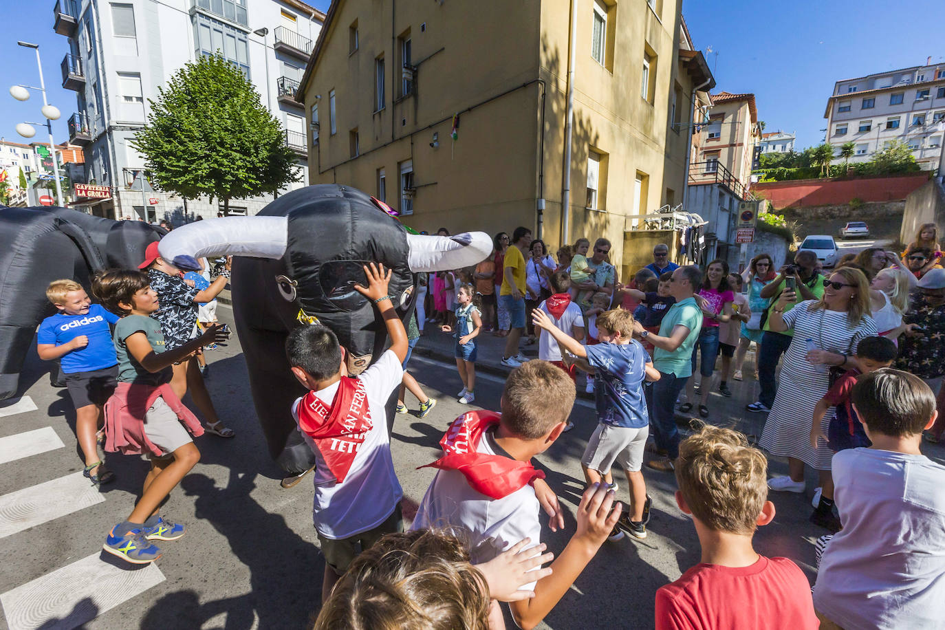 Fotos: Así son los encierros de Tetuán