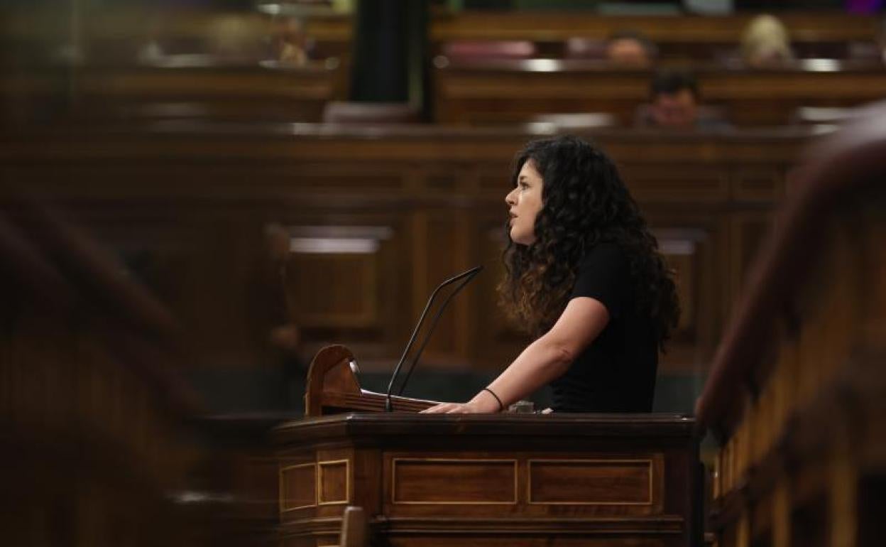 La portavoz adjunta de Unidas Podemos en el Congreso, Sofía Fernández Castañón, en la tercera jornada de la 26 edición del Debate sobre el Estado de la Nación 