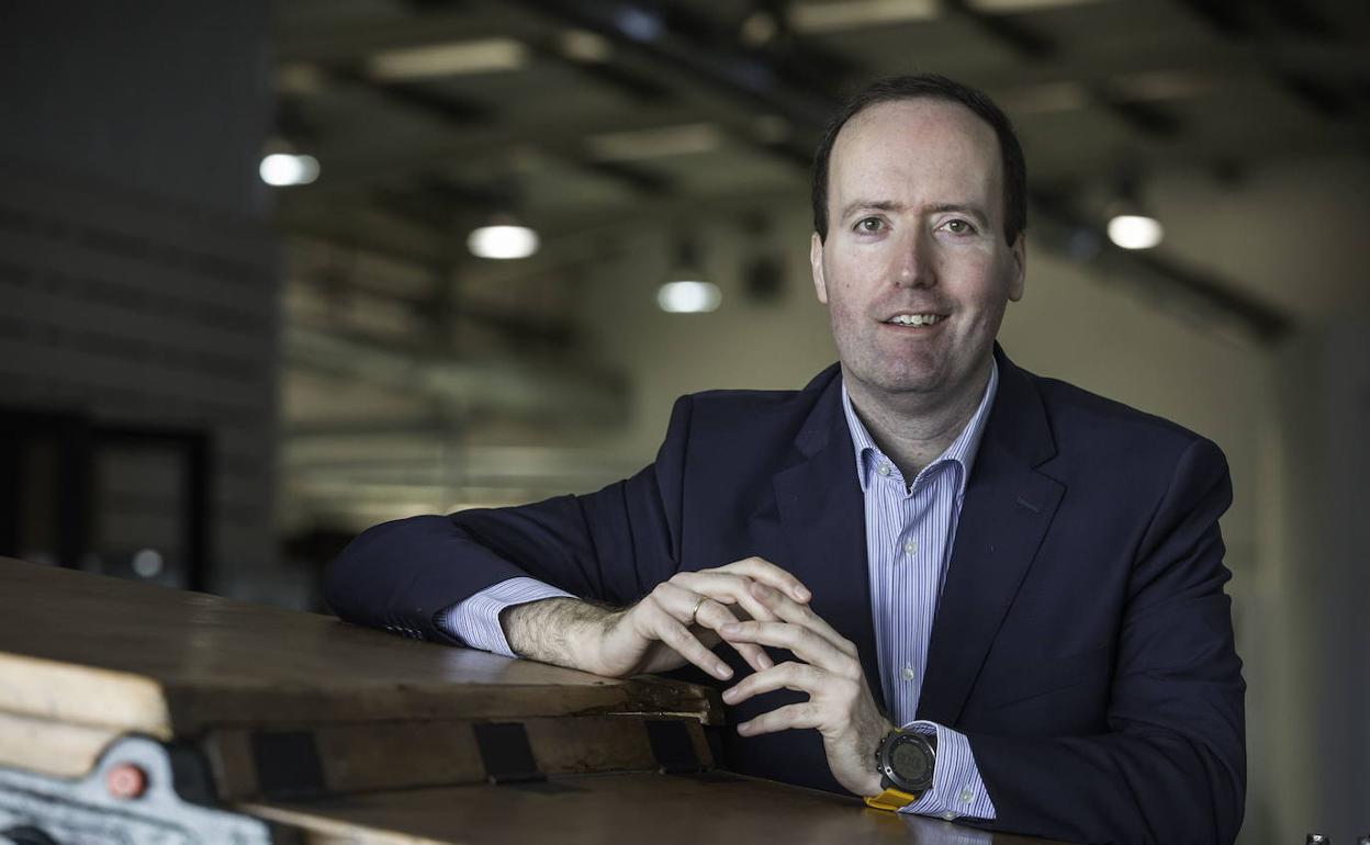 El ingeniero cántabro Javier Cavada, protagonista en la UC.