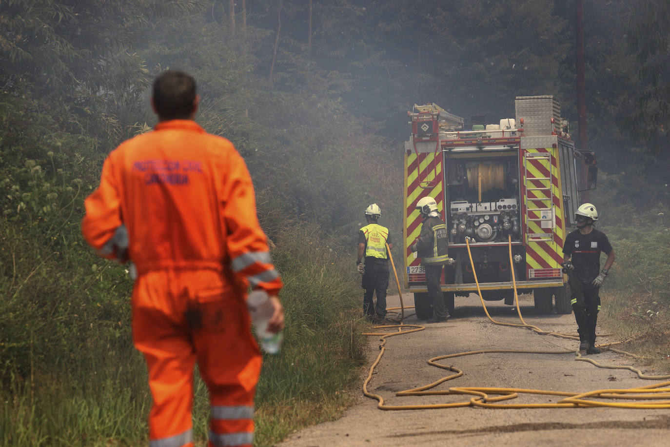 Fotos: La ola de calor deja el primer incendio intencionado