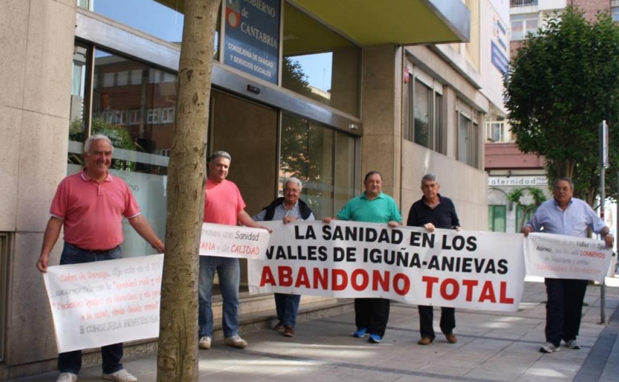 La Plataforma volverá a sacar megafonía y pancartas este viernes en Santander.