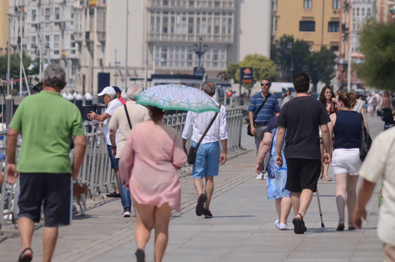 Cantabria se achicharra y San Felices de Buelna registra la temperatura máxima del país (38,4º).