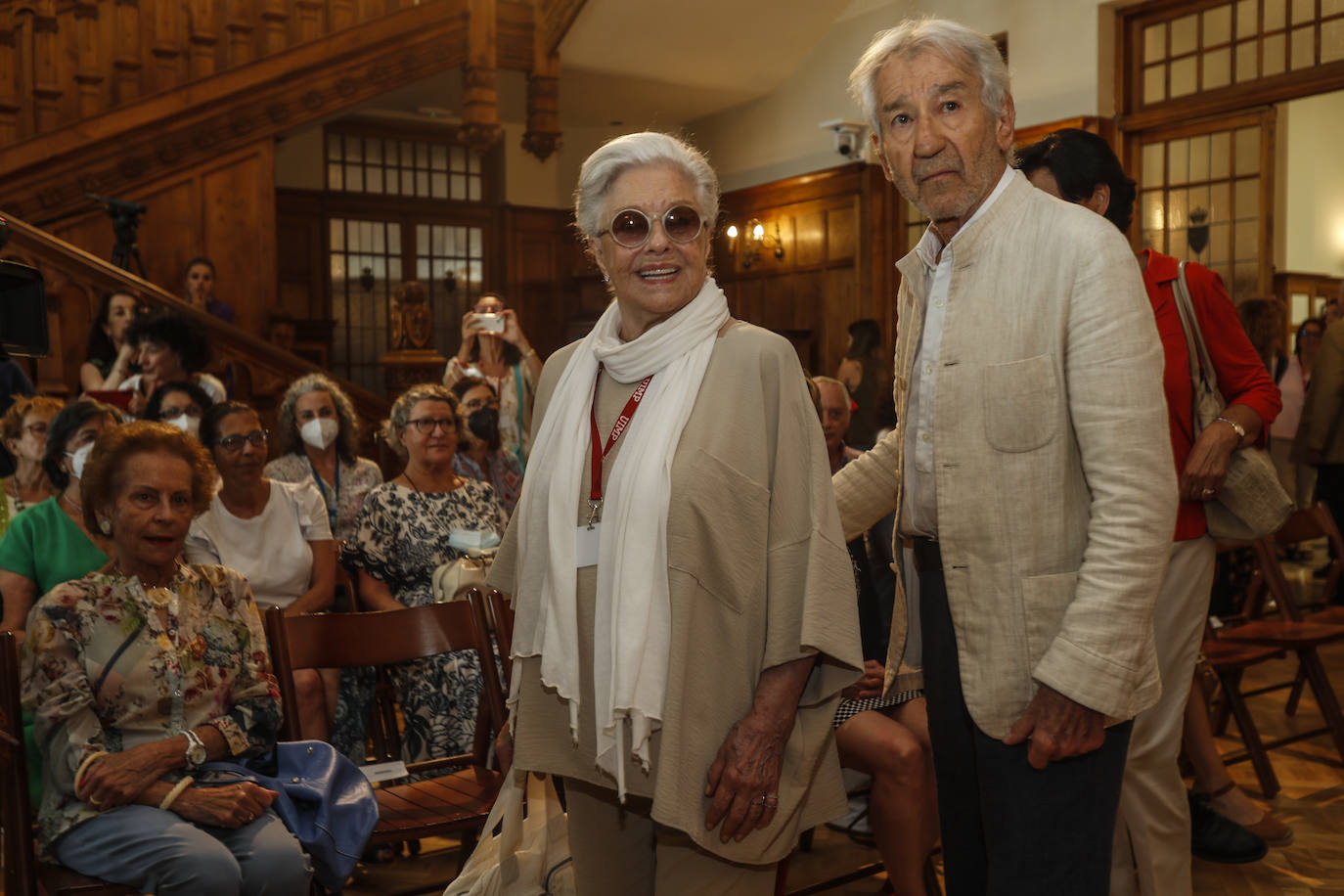 Fotos: Lola Herrera y José Sacristán, premiados por la UIMP