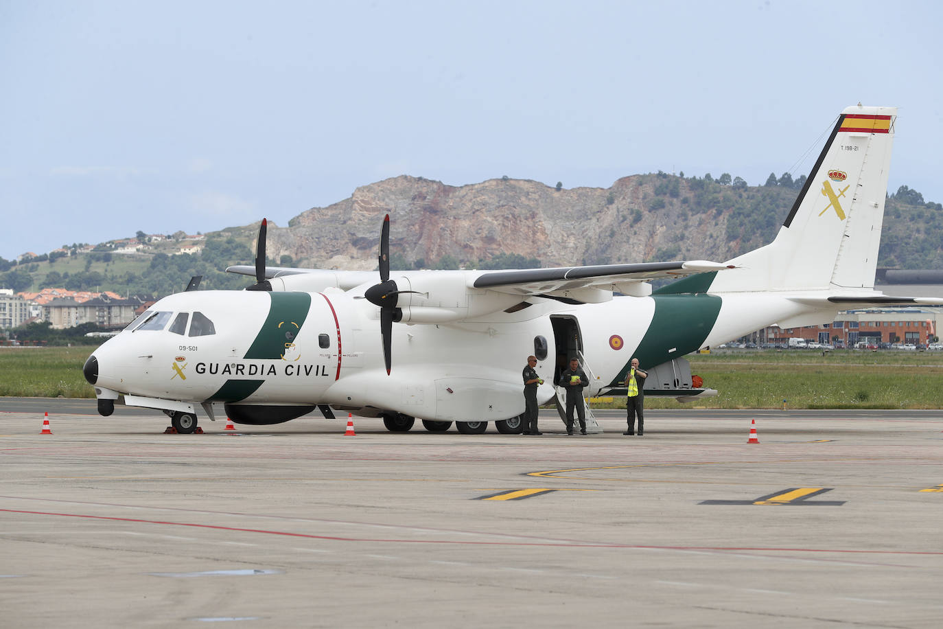 Un periodista y un fotógrafo de El Diario Montañés acompañaron a la expedición aérea.