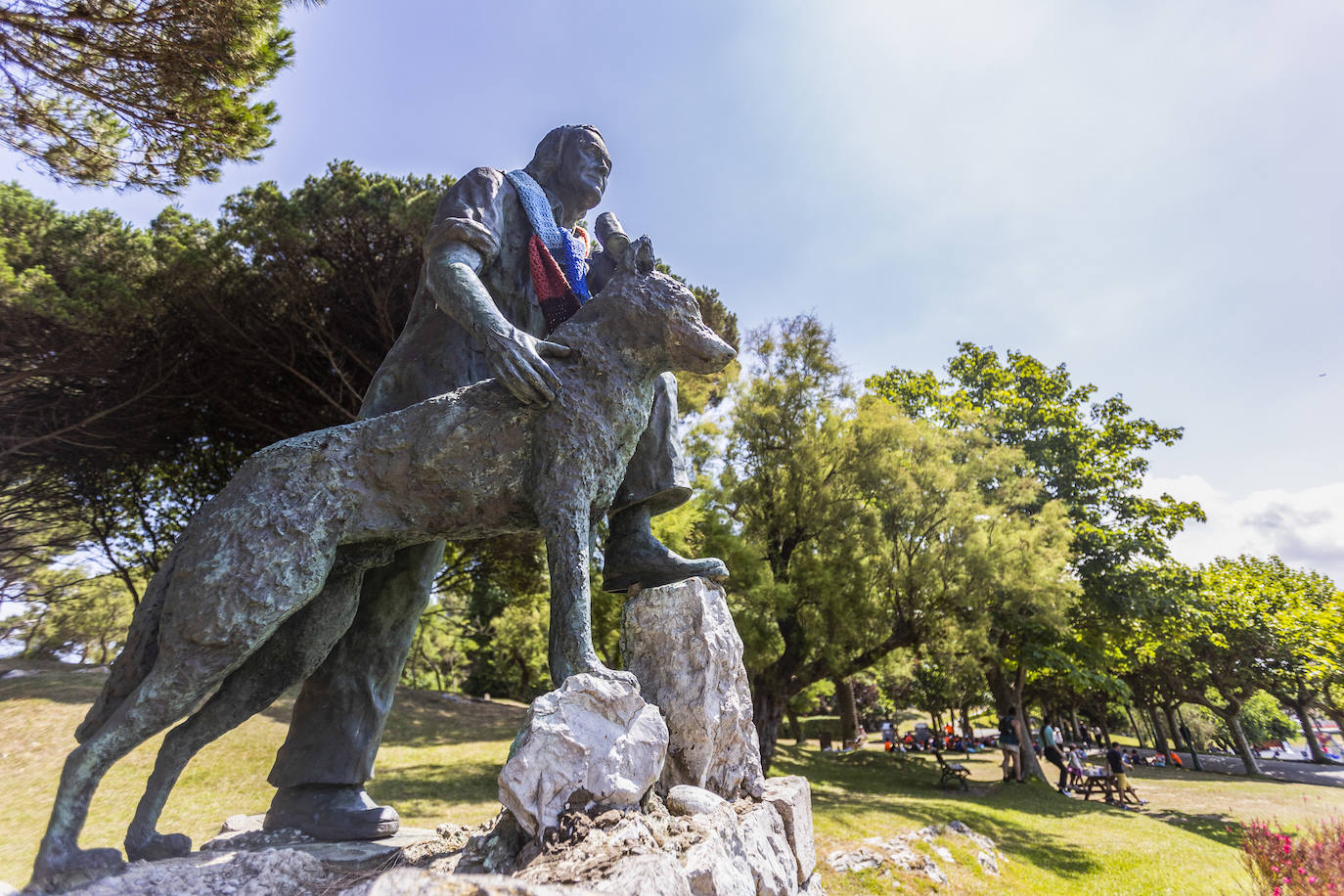 Fotos: Bufandas contra el cambio climático