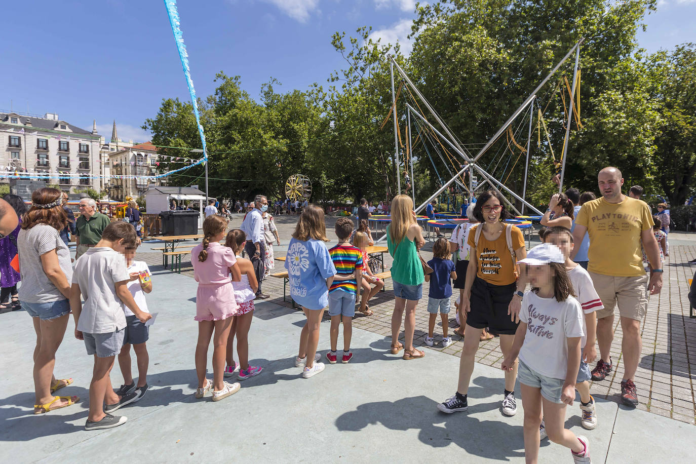 Fotos: Atracciones, mercado, palas y mucho más en las calles santanderinas