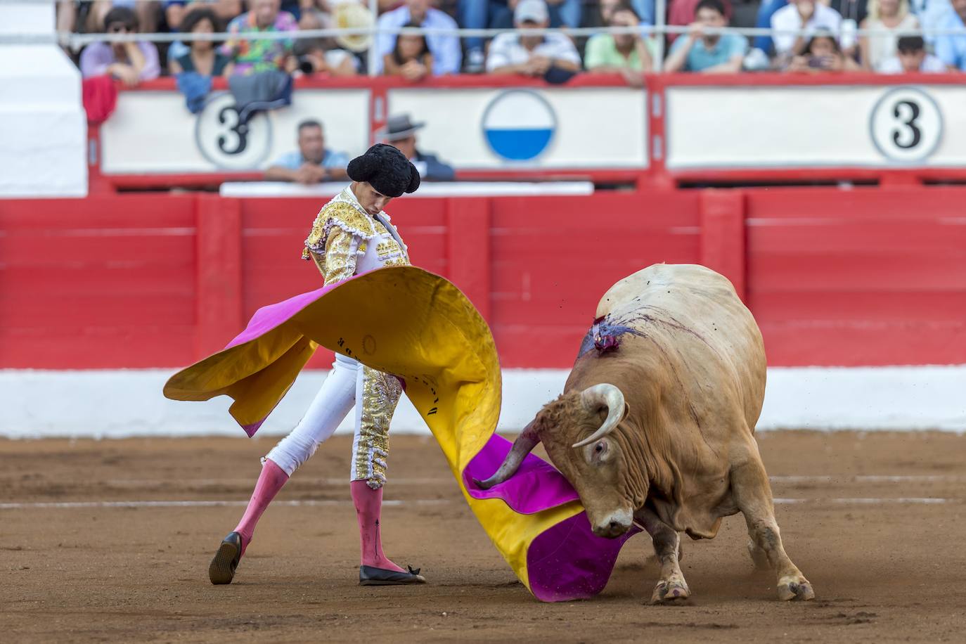 Fotos: La primera corrida de Feria, en imágenes