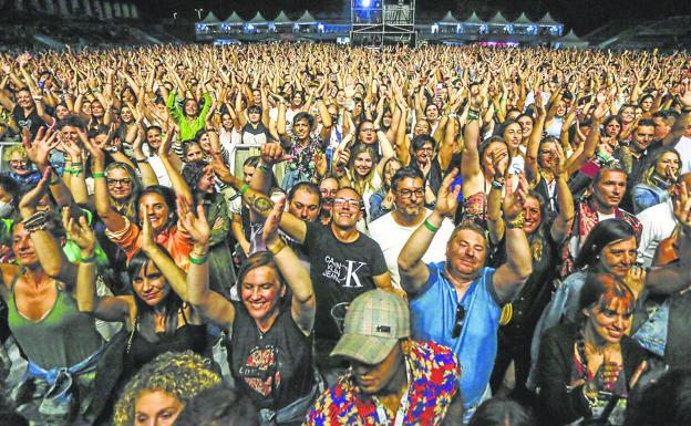 Ni rastro de mascarillas entre el público del reciente concierto de Antonio Orozco en Torrelavega.