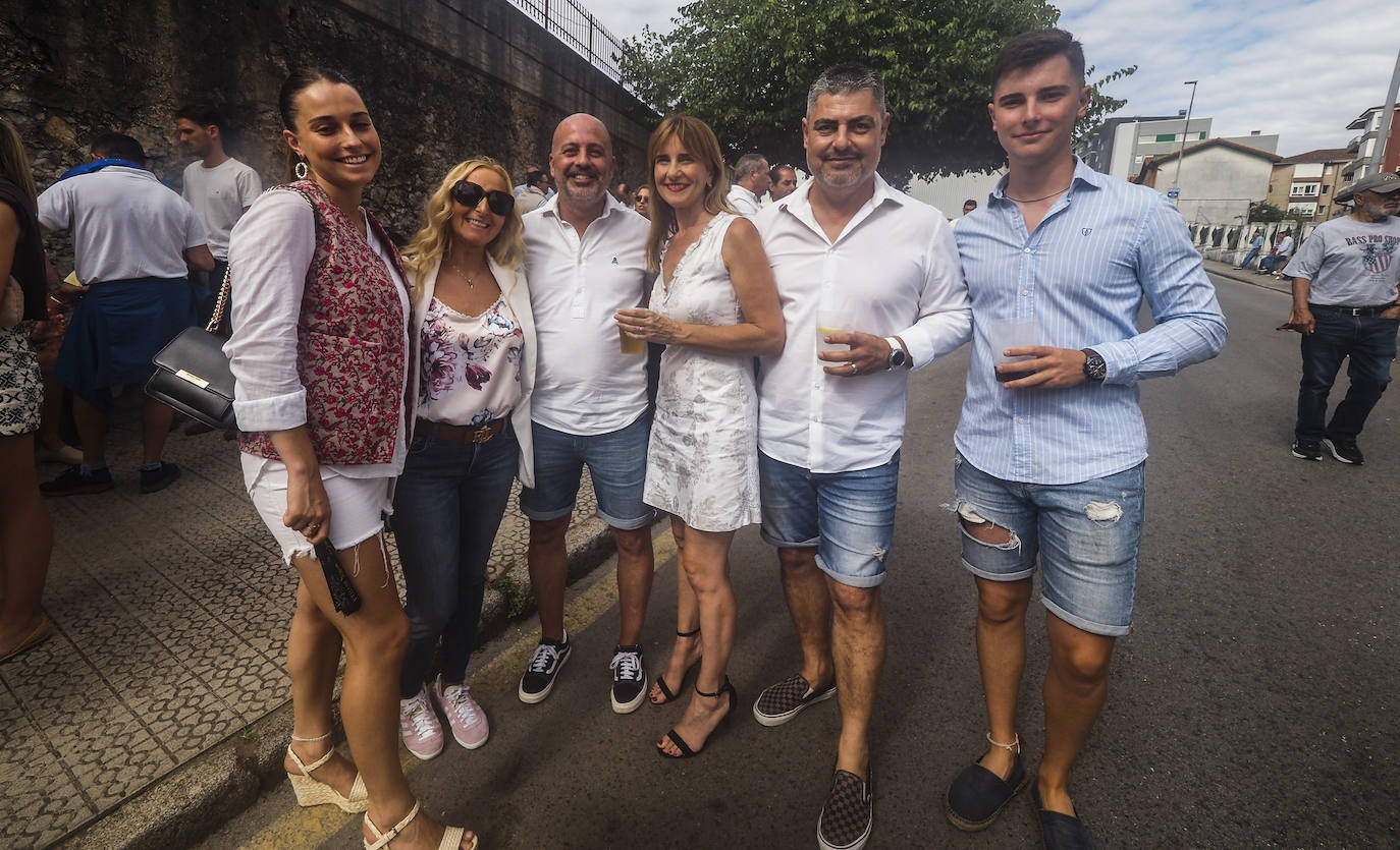 Belén Expósito, Noelia Dhers, Gonzalo Ares, Irene Sánchez, Jose Luis Expósito y Saúl Expósito.