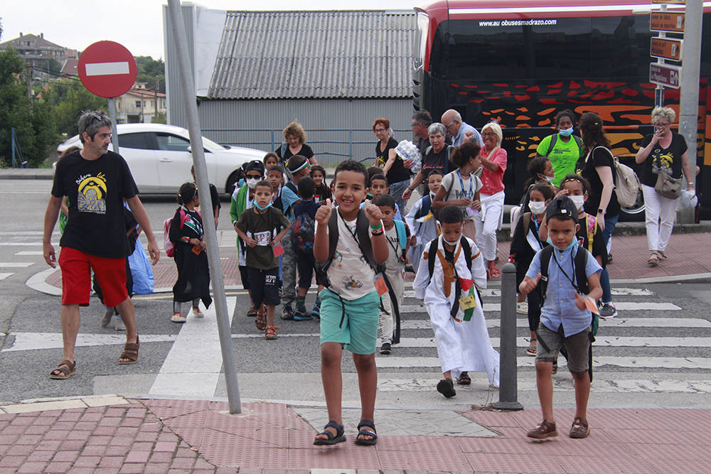 Fotos: Medio centenar de niños saharauis, de vacaciones en Cantabria