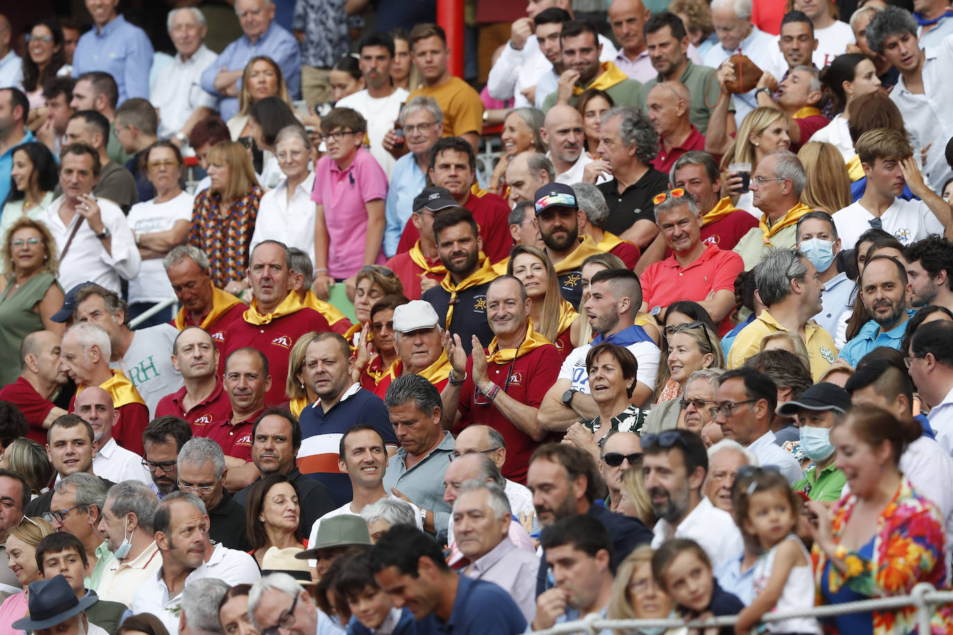 Fotos: Las mejores imágenes de la tarde de toros en Santander