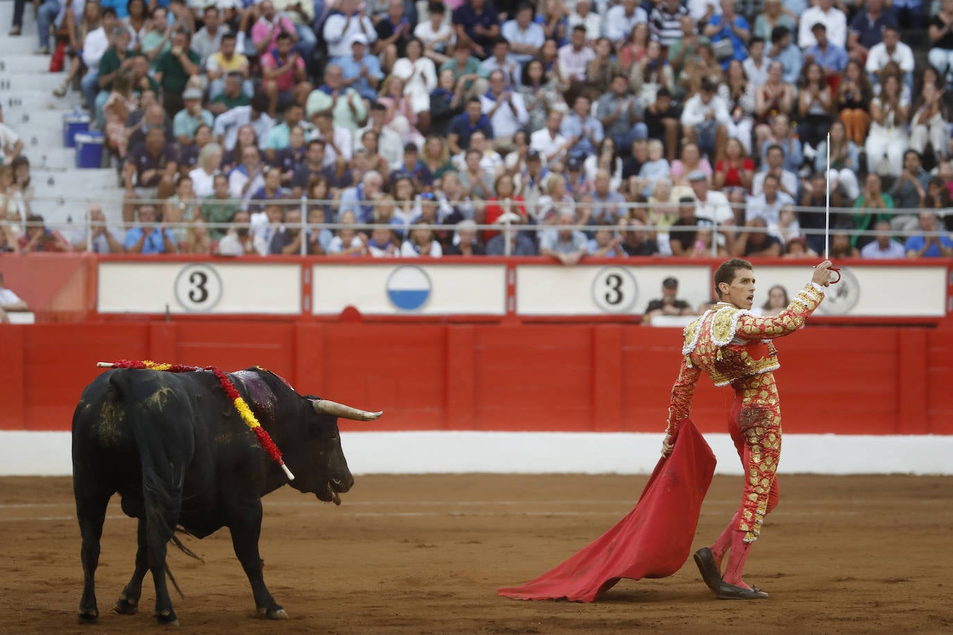 Fotos: La tarde de toros del martes en Cuatro Caminos, en imágenes