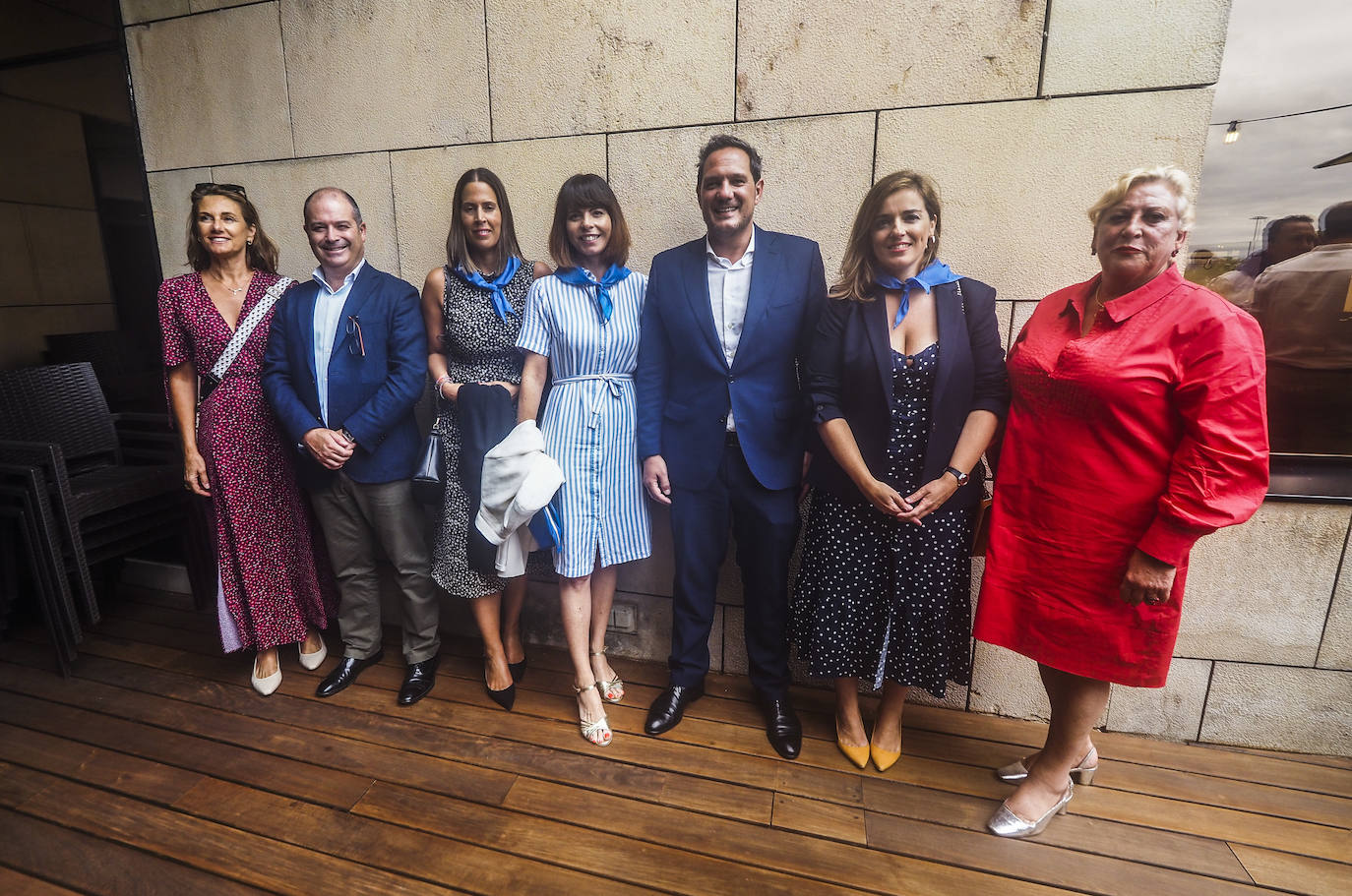 Elena Palacio, Rubén Calderón, Iraida Antón, Reyes Cabria, Fran Solans, Ainhoa Novo y Mariluz Fernández. 