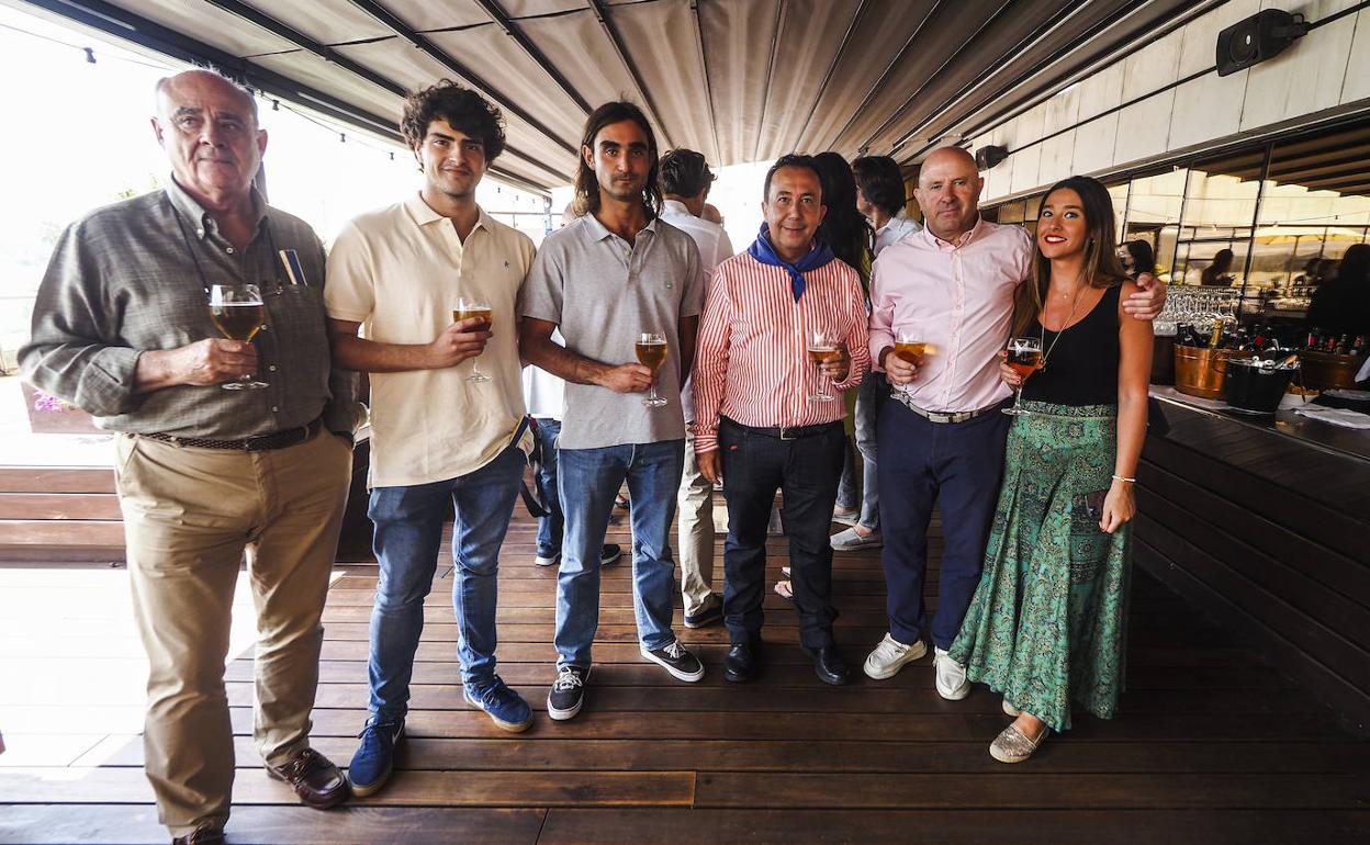 El último brindis en la terraza