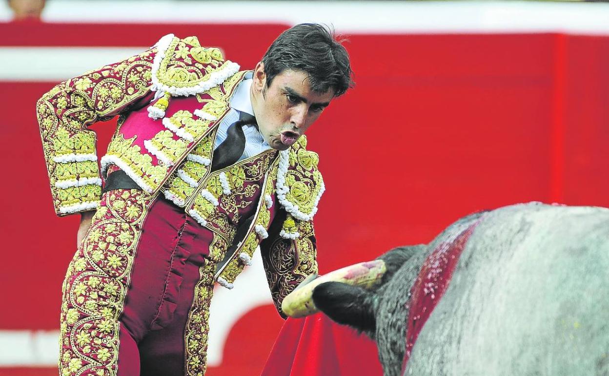 Perera, que está en el cartel del viernes, durante una de sus tardes en Cuatro Caminos. 