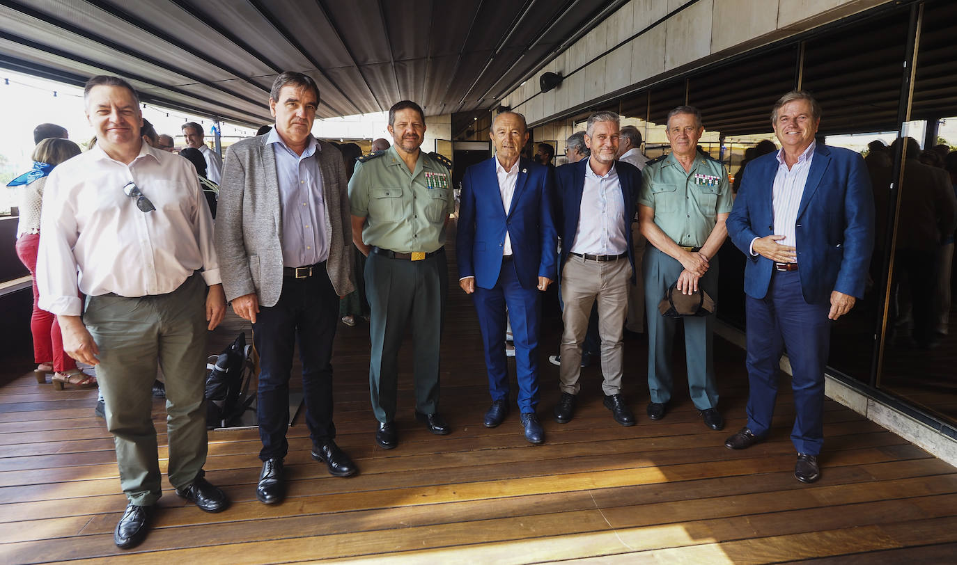 Íñigo Noriega, Ignacio Pérez, Antonio Orantos, Javier López Marcano, Javier Ceruti, César Vázquez y Carlos Hazas. 