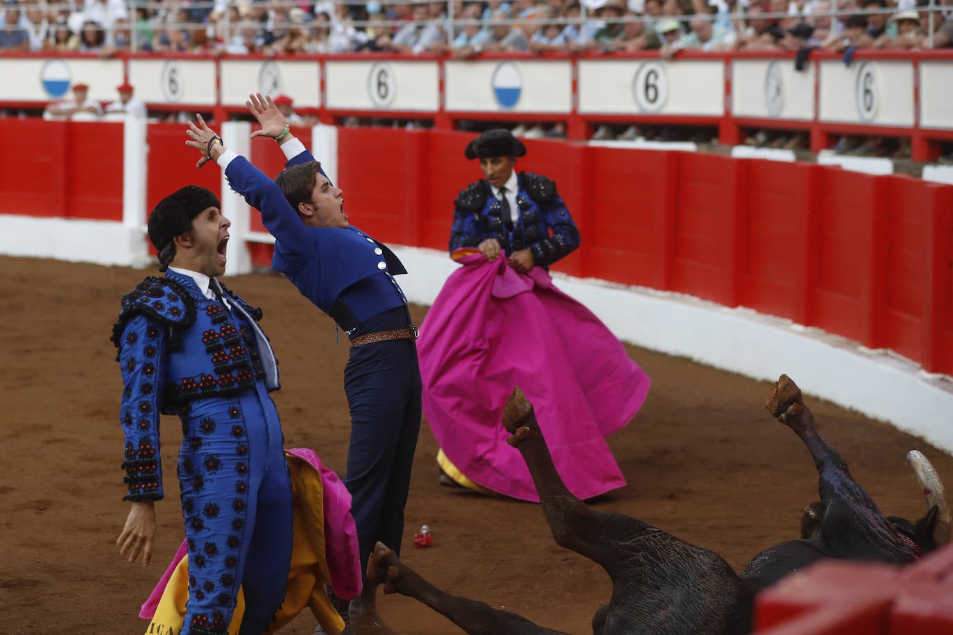 Fotos: El rejoneo toma Cuatro Caminos