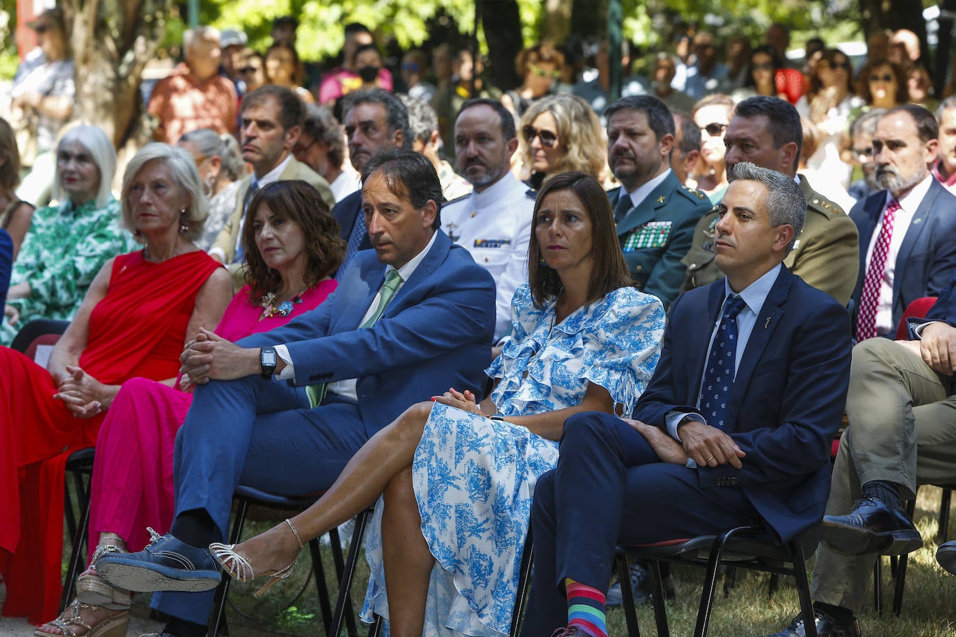 Los miembros del Ejecutivo cántabro han asistido al acto en primera línea.