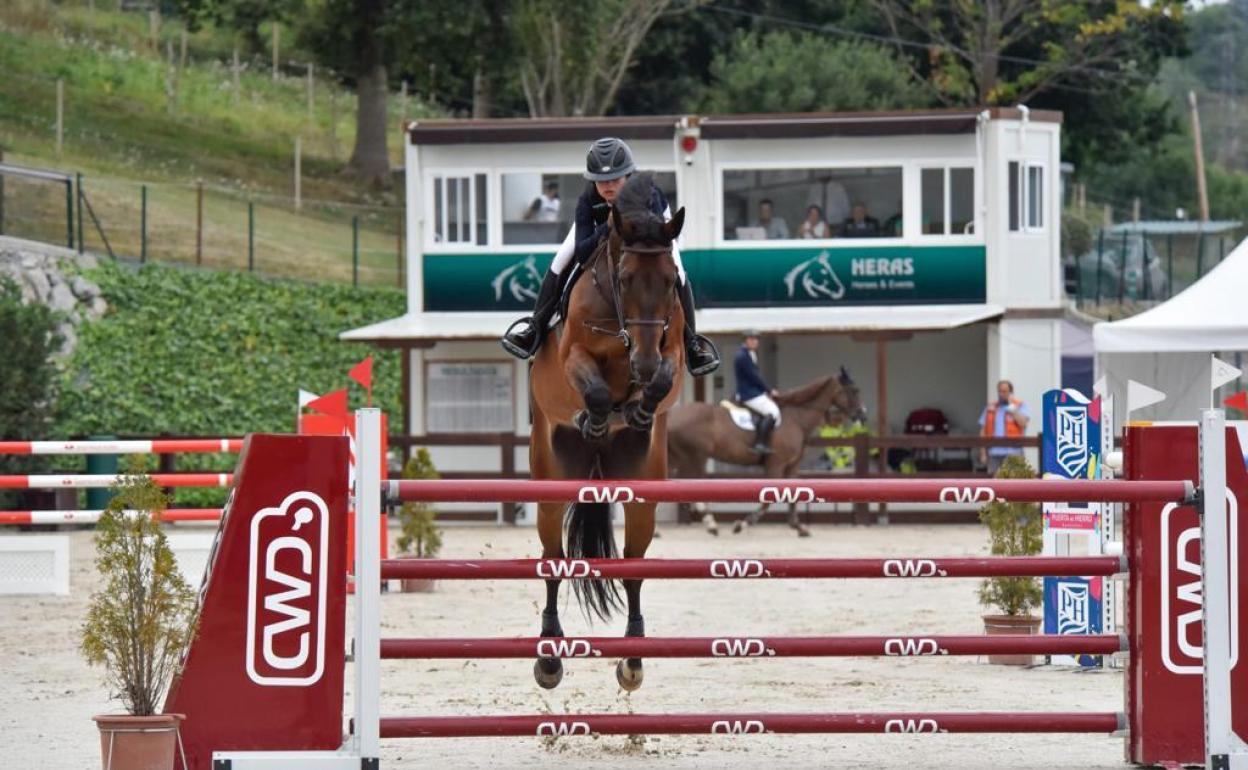 Celia Cobo ganó en Heras el Trofeo Propenor.