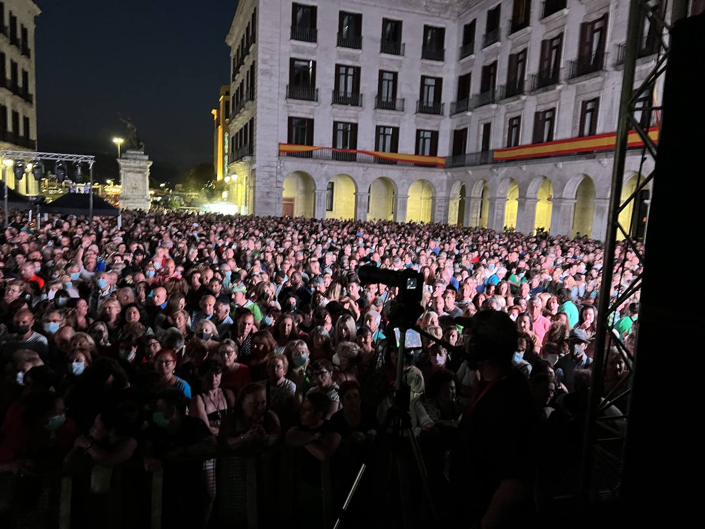 Fotos: Imágenes del concierto de Bertín Osborne en la Porticada