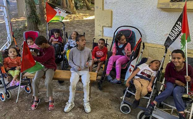 El albergue de Talledo, en Castro Urdiales, acoge este verano a diez niños con necesidades especiales. 