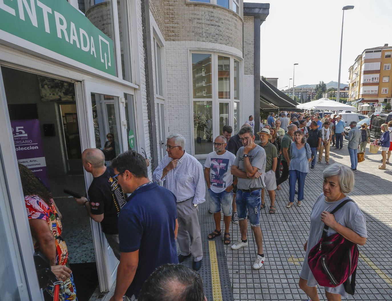 Fotos: Imágenes de la Feria de Antigüedades de Torrelavega