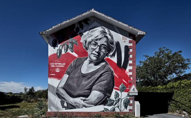 Mural expuesto en Padrón de Milagros González, conocida experta pimenteira de la zona.