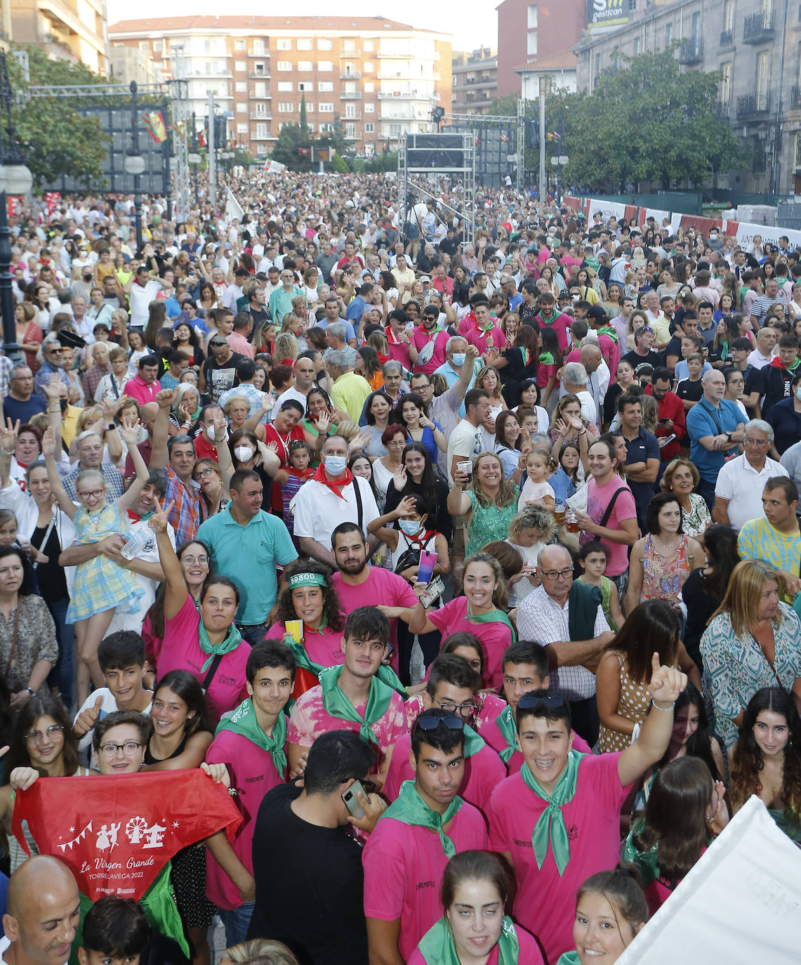 Fotos: El pregón de Resines llena el Bulevar