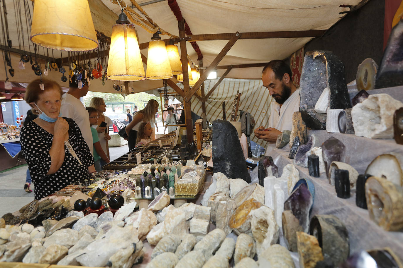 Fotos: Mercado renacentista en Torrelavega