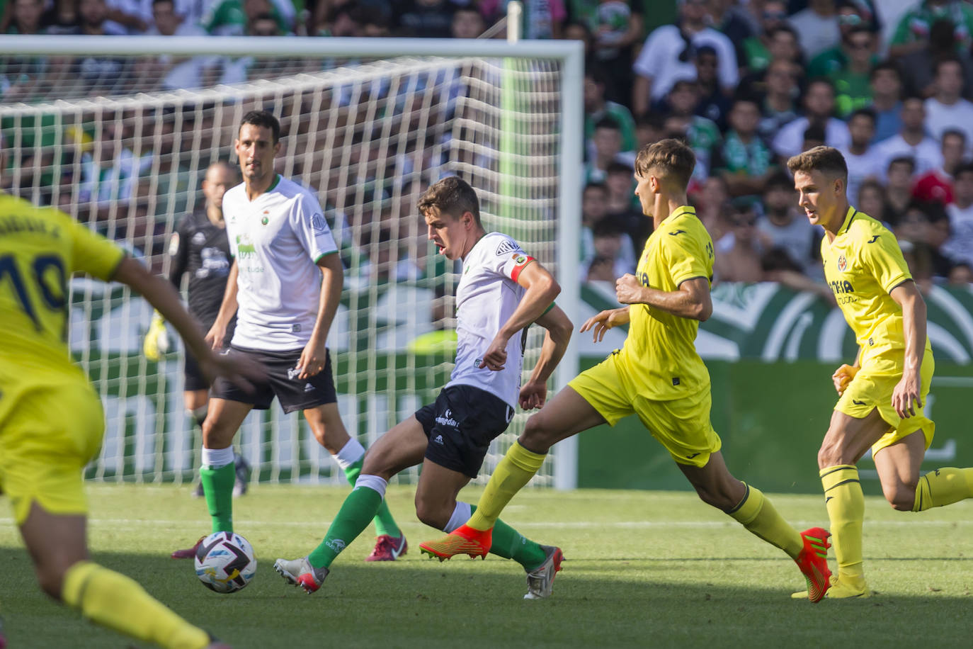 Fotos: El Villarreal castiga al Racing en el tiempo añadido