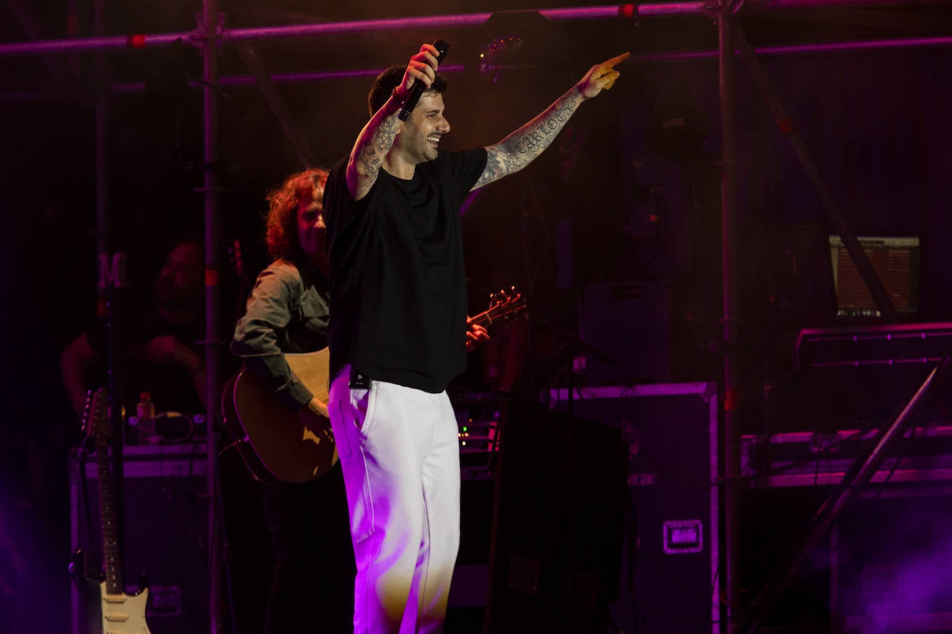 Fotos: Imágenes de los conciertos de los conciertos de Melendi y Pol Granch